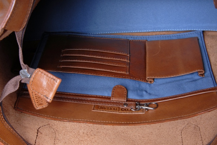 detail kožená kabelka Rubia
