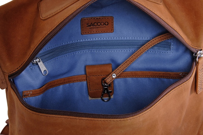 detail Kožený batoh BLANCA