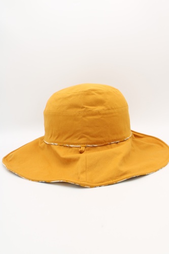 Oboustranný dámský klobouček