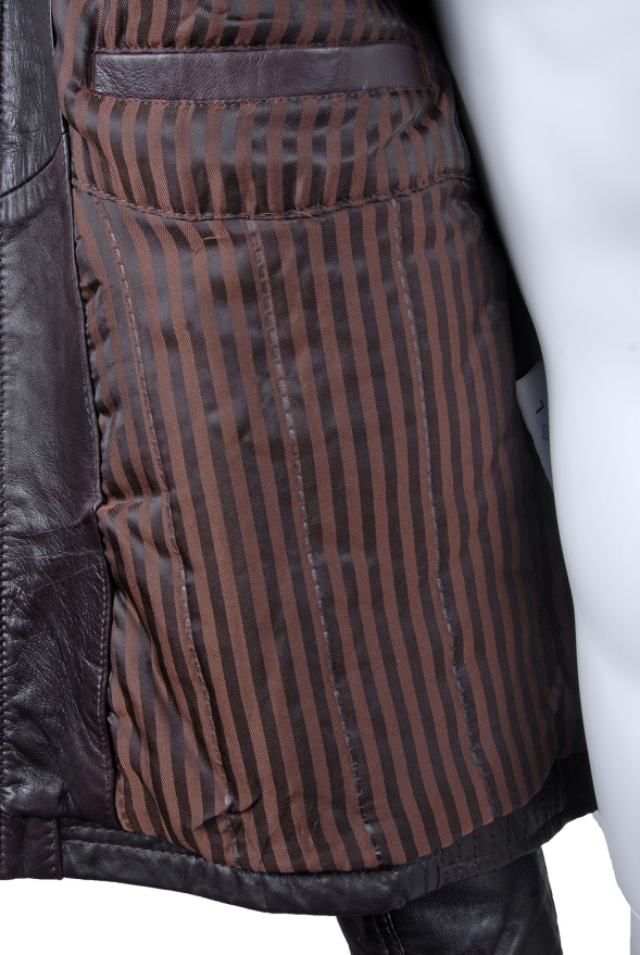 detail kožená bunda