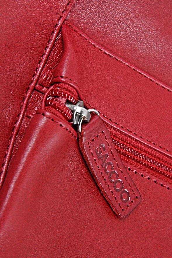 detail kožená kabelka Berjemo