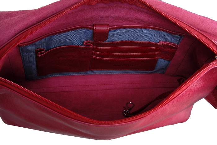 detail kožená kabelka Minas-M