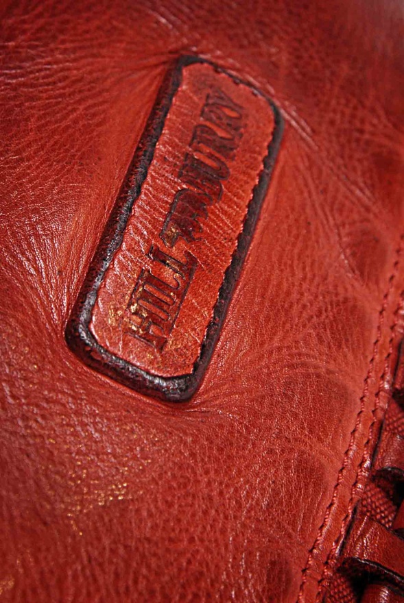detail Kožená kabelka + textil