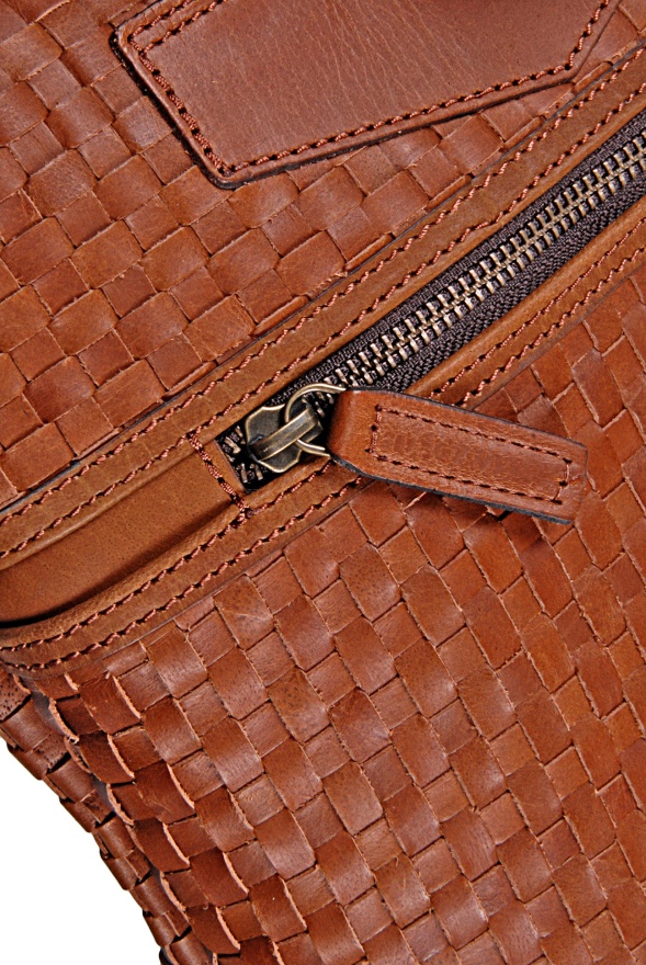 detail Kožený proplétaný batoh HAMBURG