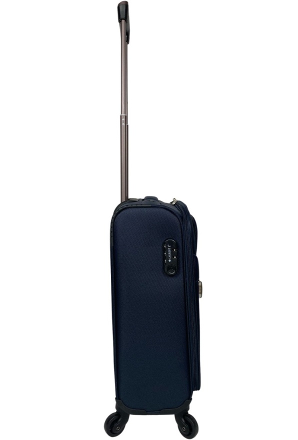 detail malý cestovní kufr textilní