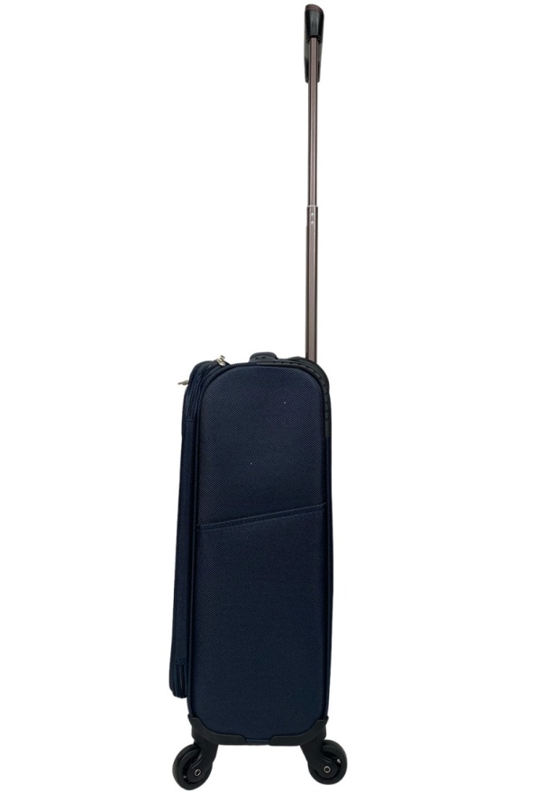 detail malý cestovní kufr textilní