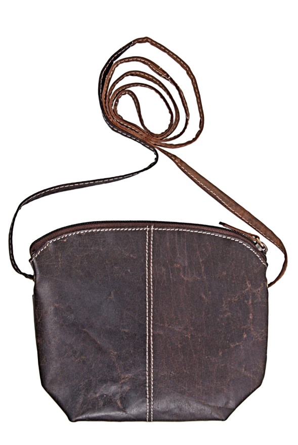 detail kožená mini kabelka