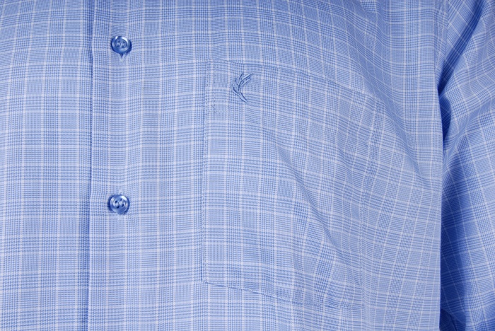 detail pánská košile s dl. rukávem