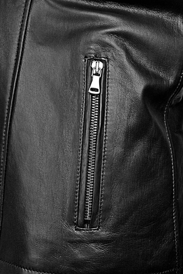 detail Dámská luxusní bunda s kapucí