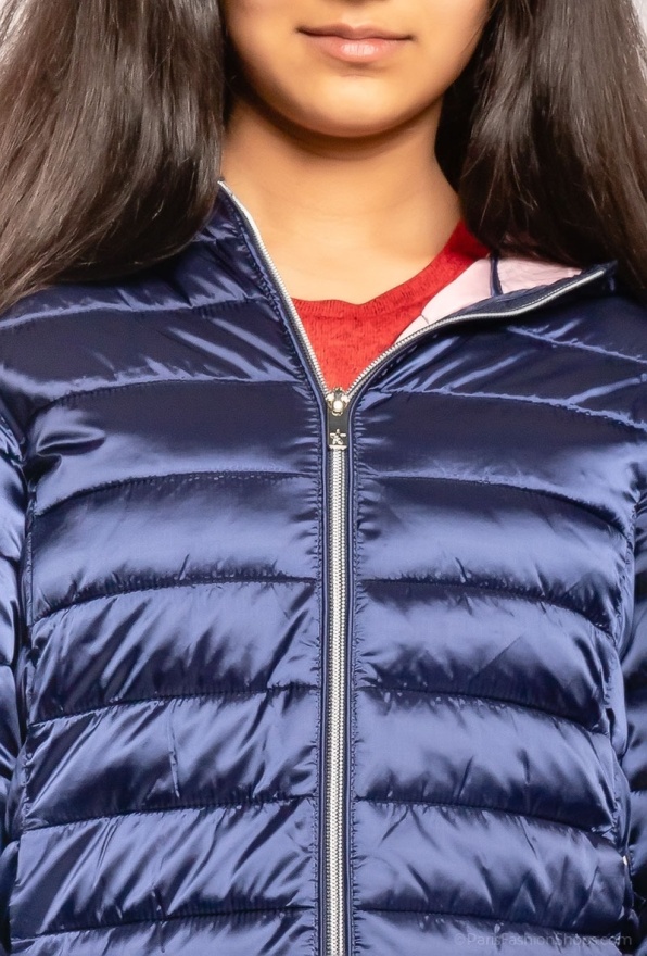 detail Dívčí zimní bunda